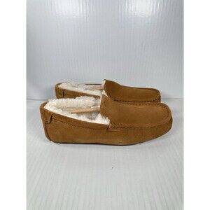 Size 10 Koolaburra by UGG Men Tipton Slip On Loafer Slippers Chestnut Suede NEW